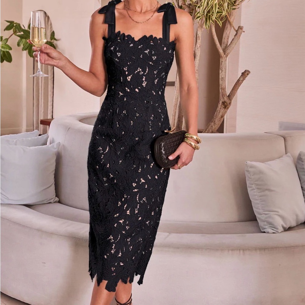 Vici Black Lace Midi Dress